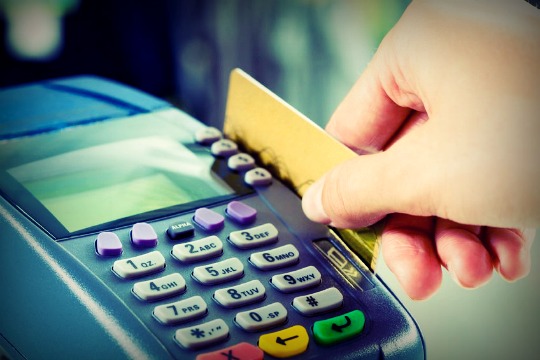 The 6 Dangers Of Using Credit Cards